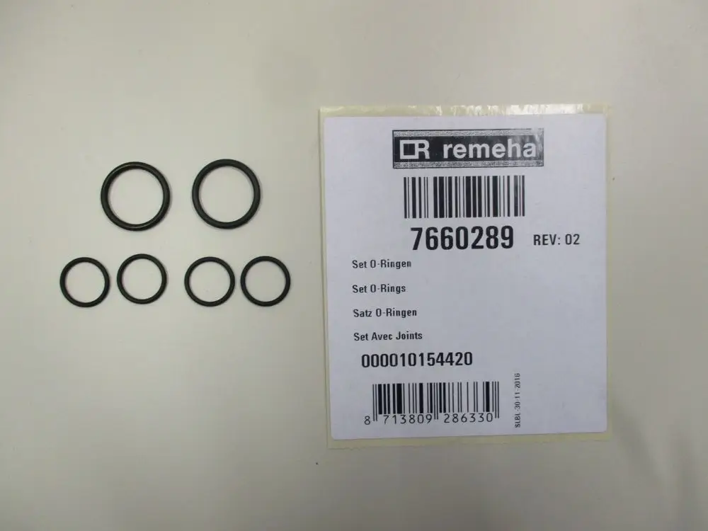 O-Ring Dichtungen in verschiedenen Größen angeordnet. Verpackung mit Artikelnummer 7660289 von Remeha. Nutzung in Befülleinheiten, um Dichtheit zu gewährleisten.